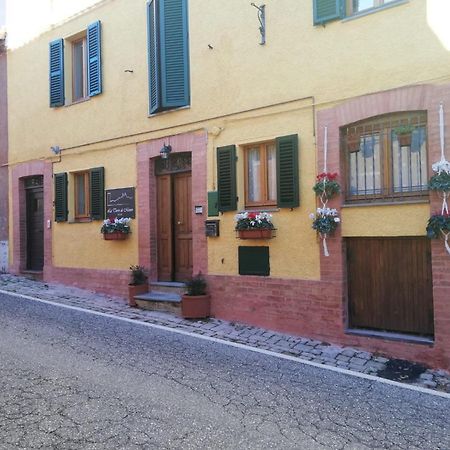 La Torre Di Morro Bed & Breakfast Camerino Dış mekan fotoğraf